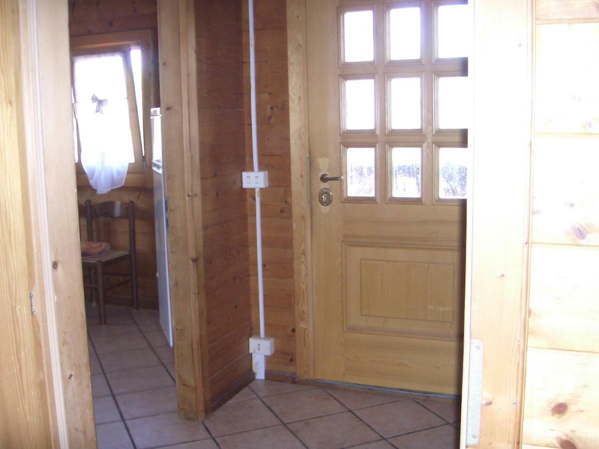 Chalet L Oasi Di Ambra 8 Posti Letto Con Uso Piscina Ardea Exterior photo