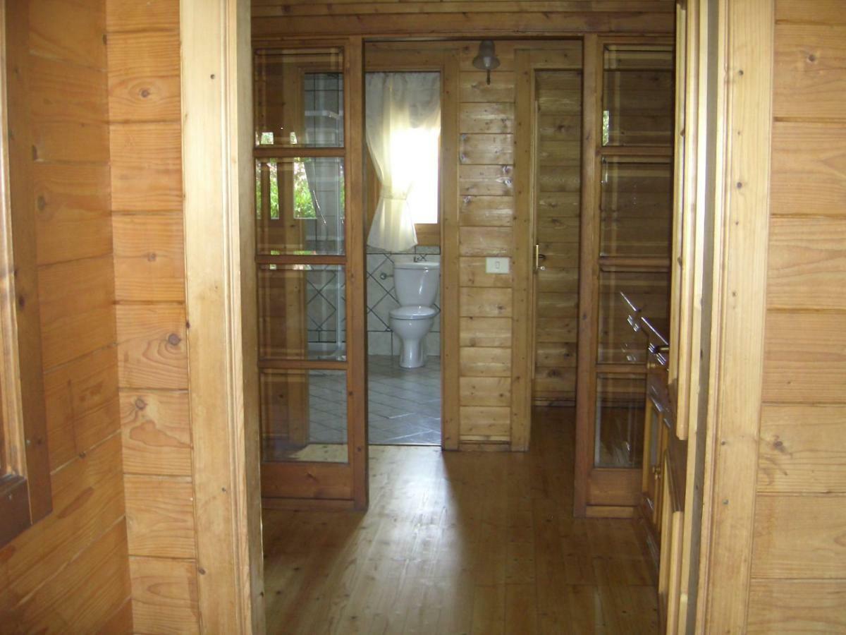 Chalet L Oasi Di Ambra 8 Posti Letto Con Uso Piscina Ardea Exterior photo