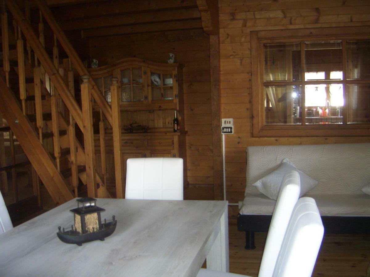 Chalet L Oasi Di Ambra 8 Posti Letto Con Uso Piscina Ardea Exterior photo
