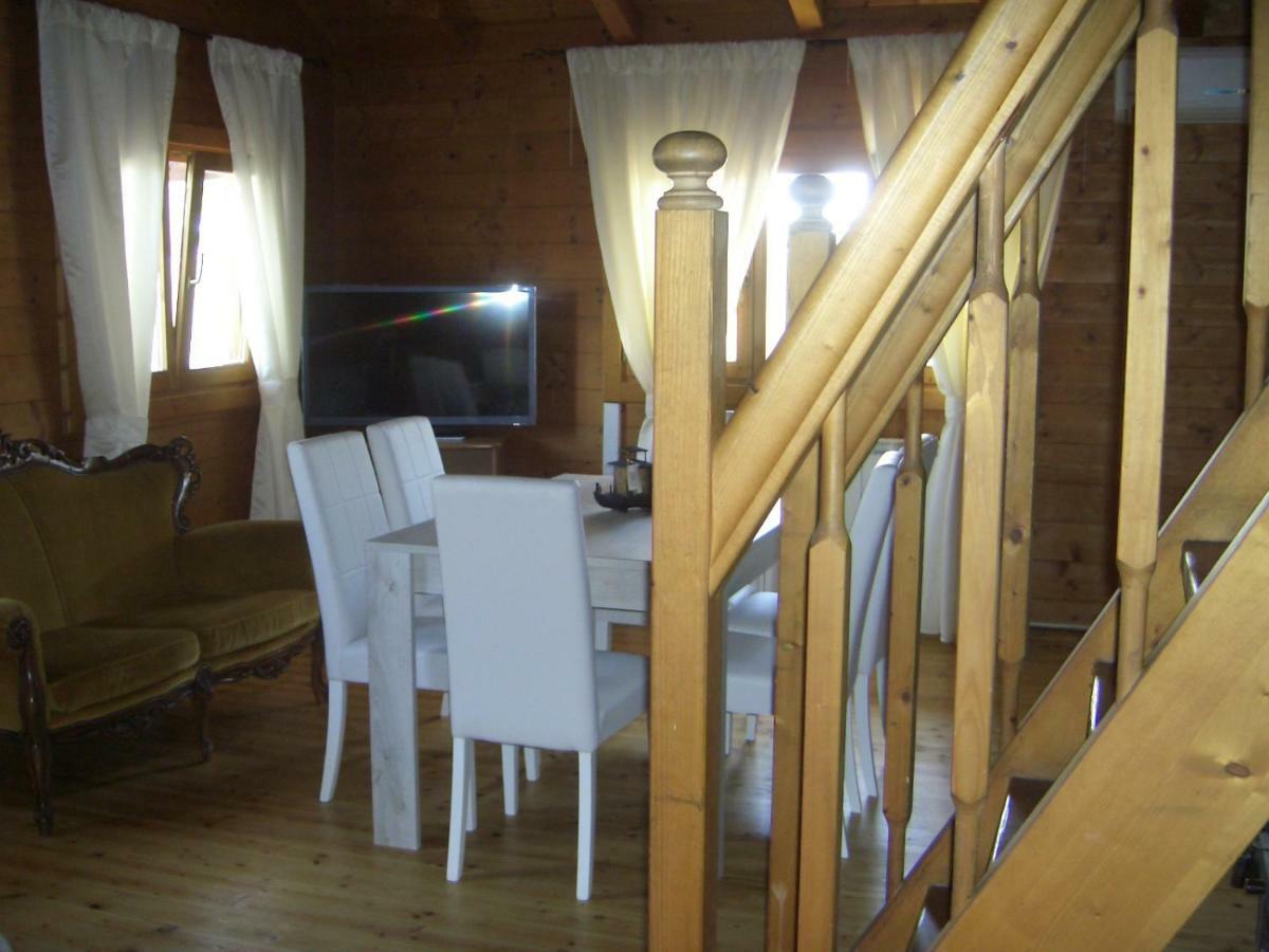 Chalet L Oasi Di Ambra 8 Posti Letto Con Uso Piscina Ardea Exterior photo