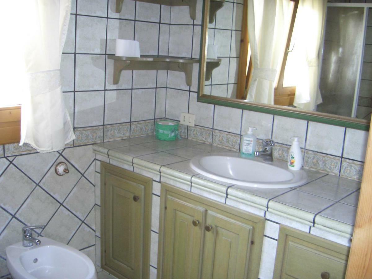 Chalet L Oasi Di Ambra 8 Posti Letto Con Uso Piscina Ardea Exterior photo